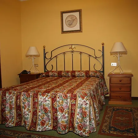 Hotel San Rosendo 2*