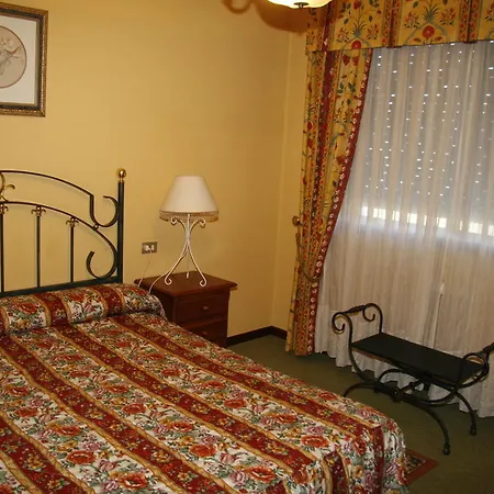 Hotel San Rosendo 2*